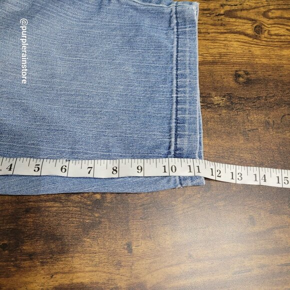 Vtg Levi's Bermuda Shorts 6 Mid Rise 545 Medium Light Wash Stretch Denim Y2K - Picture 8 of 11